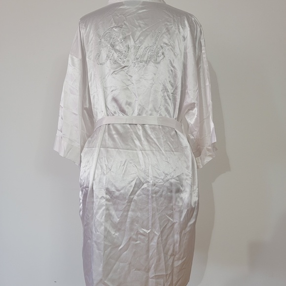 Turquaz Bridal Robe - Picture 2 of 3